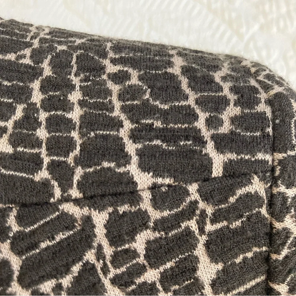 Armani Collezioni animal print one button blazer stretch knit fabric fitted 6